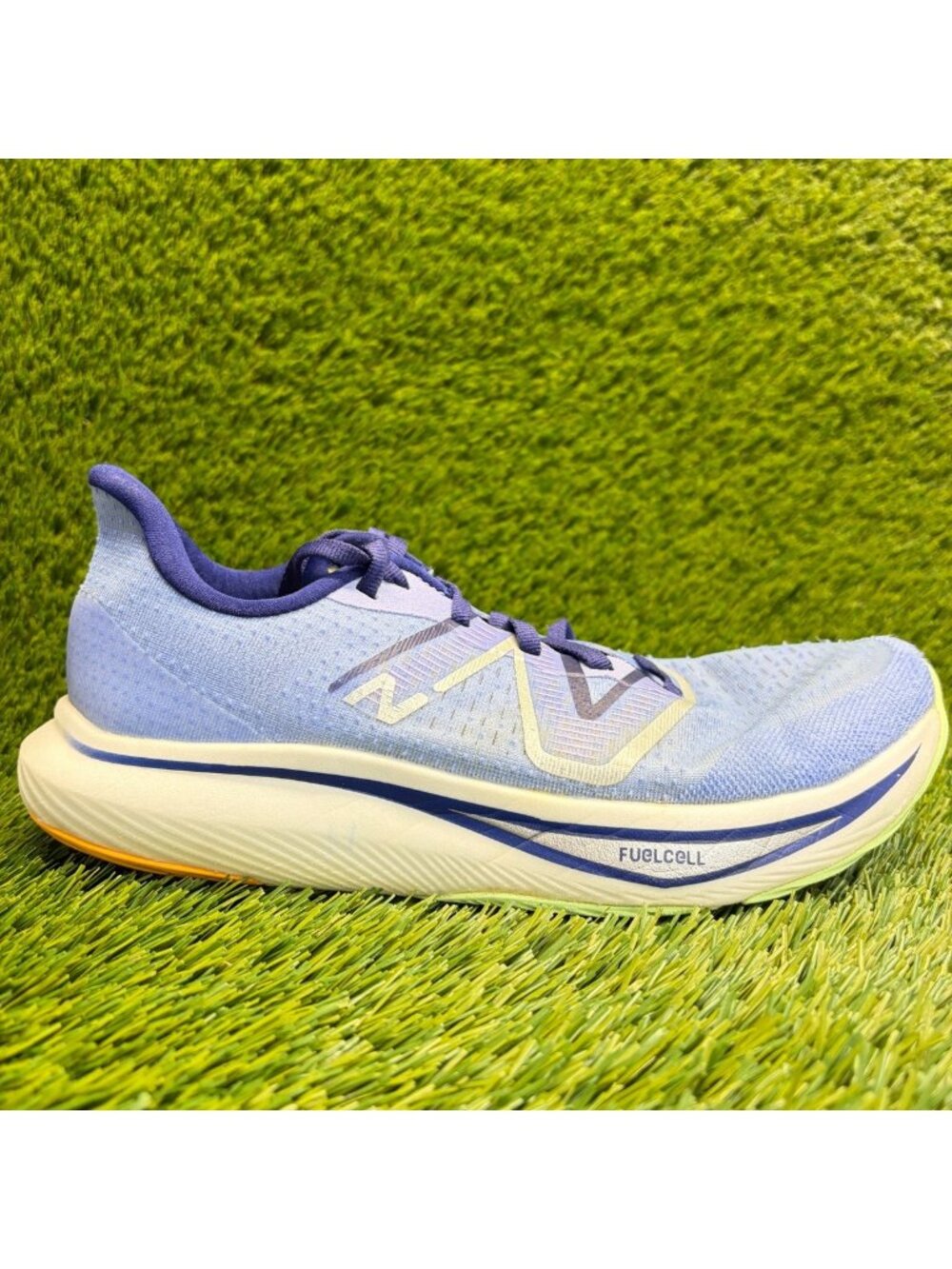 New Balance FuelCell Rebel V3 Womens Size 9 Blue Athletic Running Shoes Sneakers